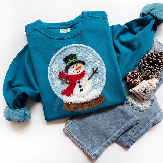 Yarn Snowman Snowglobe